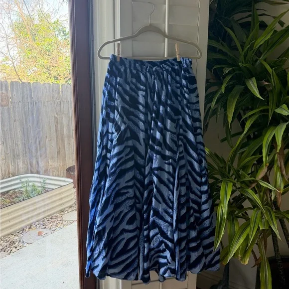 Jessica London Navy Zebra Print Maxi Skirt - Picture 1 of 2